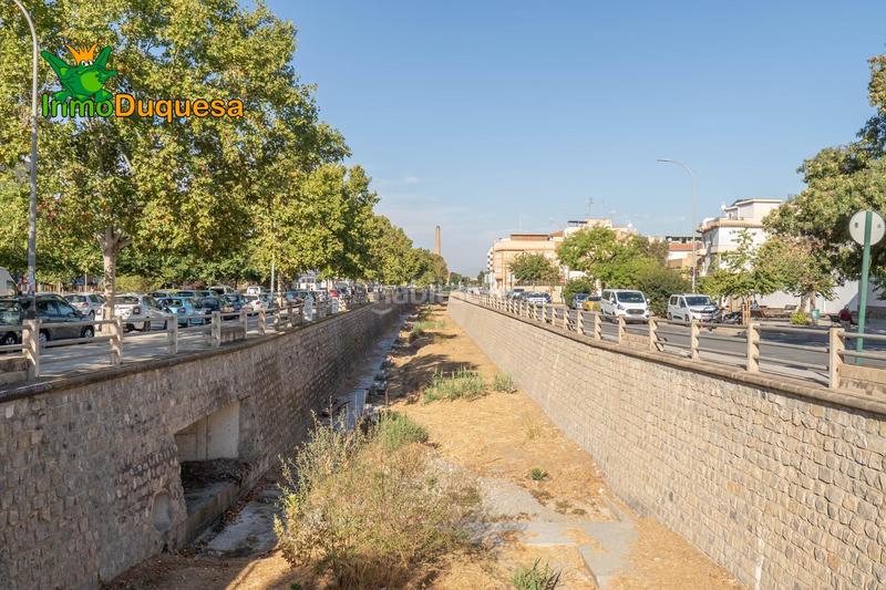 Foto 0684157f-e532-43c3-aea7-d73f6c268522. Business premise in Campus de la Salud Granada