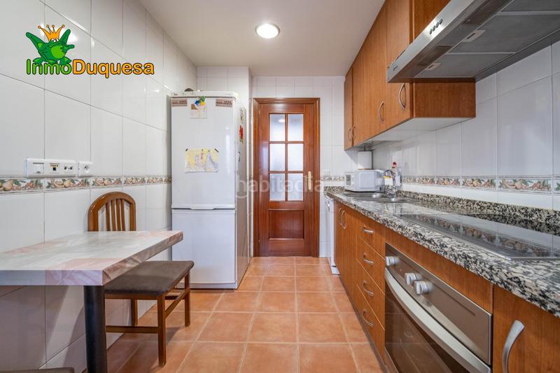 Foto 29c4444c-551a-43ee-8ea9-ce1bcfa6cbf8. Pis amb calefacció aparcament a Cerrillo de Maracena - Periodistas Granada