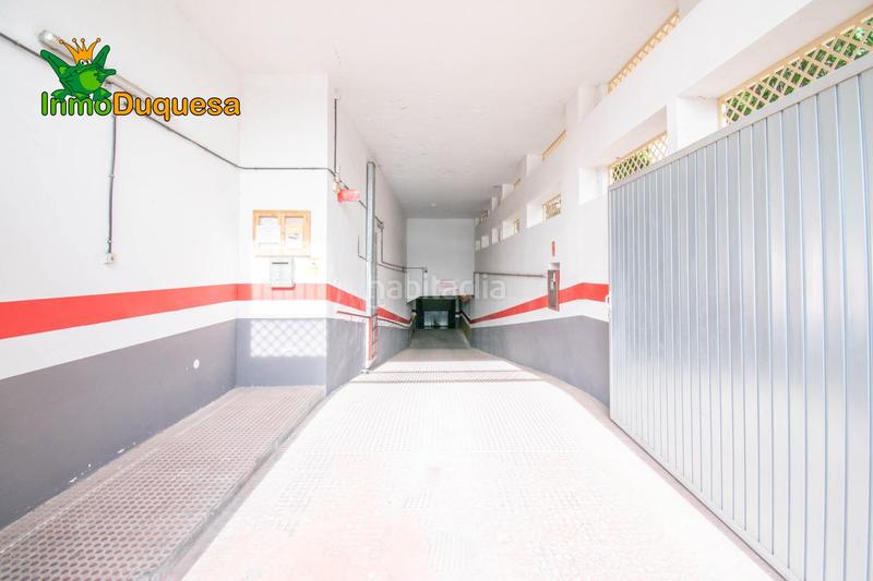 Foto 7ecccbe8-b733-4793-a1be-9abdece8b7b7. Car parking in Barrio de Zaidín Granada