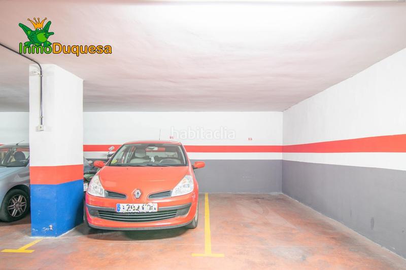 Foto a31b9a40-a5e7-4d7b-9c19-bc7d59972beb. Car parking in Barrio de Zaidín Granada