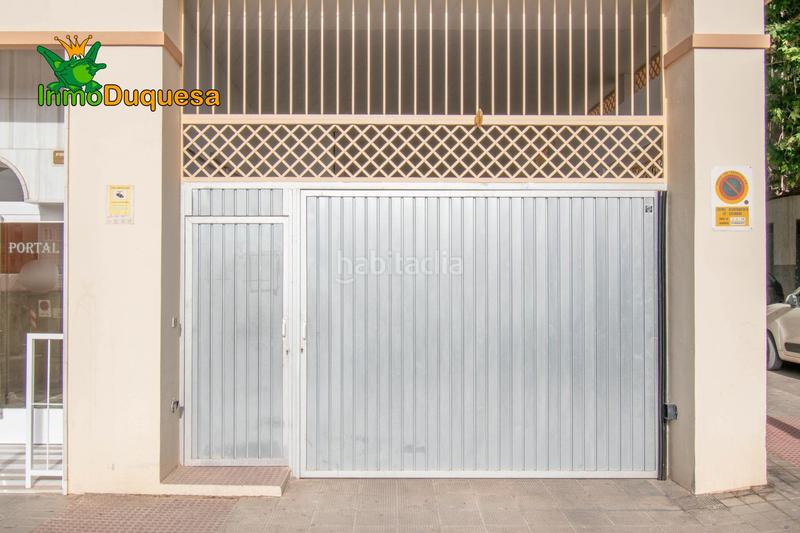 Foto a438377d-7b3f-467d-a60e-6ad84e24f118. Car parking in Barrio de Zaidín Granada