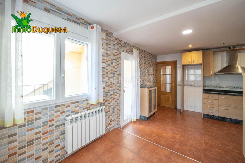 Foto 1c17f4d6-5265-4e35-9564-749f77b592c6. Casa adosada  en la salida de cullar vega. con 4 dormitorios. en Cúllar Vega