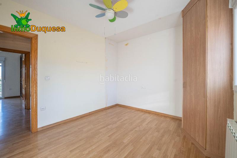 Foto 5601eeed-4540-491e-b937-7209c9e5bf7f. Casa adosada  en la salida de cullar vega. con 4 dormitorios. en Cúllar Vega