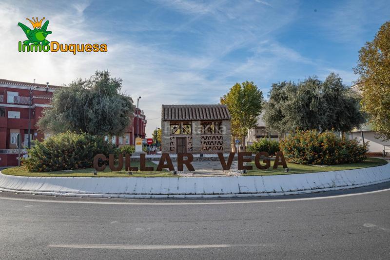 Foto d2e0dafe-b4ca-4ad5-be7d-6dc3465dd04e. Casa adosada  en la salida de cullar vega. con 4 dormitorios. en Cúllar Vega