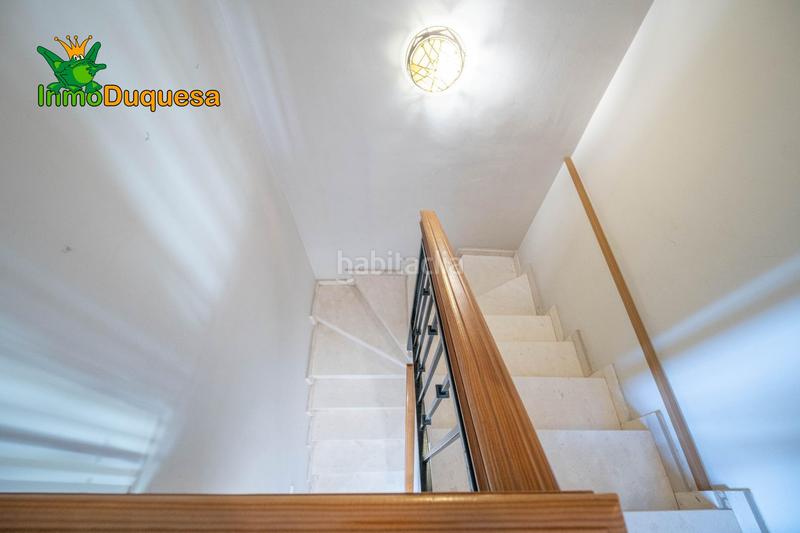 Foto ea81a4d5-111f-4006-aaf9-5e8d169c9c9a. Casa adosada  en la salida de cullar vega. con 4 dormitorios. en Cúllar Vega