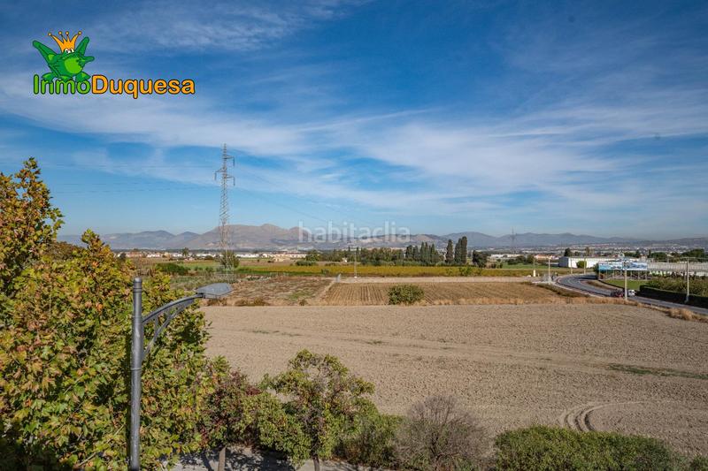 Foto f5558c5f-63d6-4813-9d30-973281a1fbe3. Casa adosada  en la salida de cullar vega. con 4 dormitorios. en Cúllar Vega