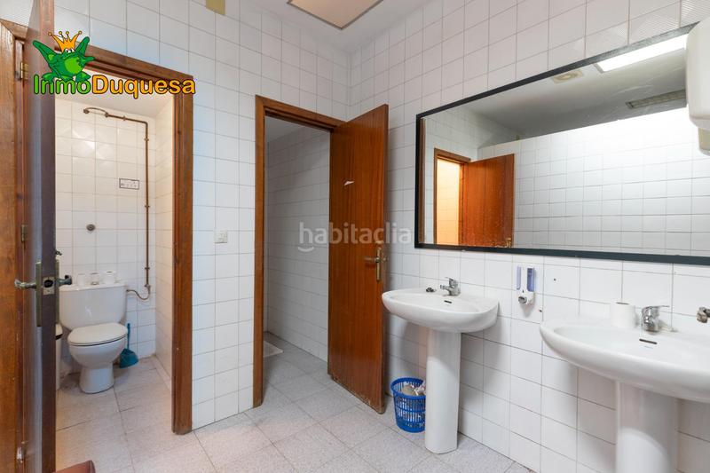 Foto 8c2cef4d-f34a-4c73-a88b-5a0b70dcecb5. Bâtiment à usage industriel dans Almuñecar centro Almuñécar