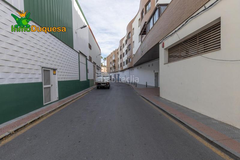 Foto 90d000a7-d494-47f8-8e97-bd8e5c567c26. Bâtiment à usage industriel dans Almuñecar centro Almuñécar