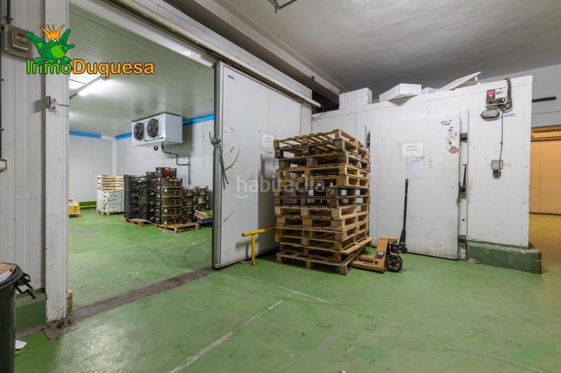 Foto fd4564f1-0e46-4a49-8595-024fd618b7c7. Bâtiment à usage industriel dans Almuñecar centro Almuñécar