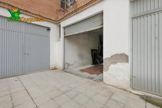 Aparcament cotxe a Cerrillo de Maracena - Periodistas. Cochera cerrada en cerrillo de maracena