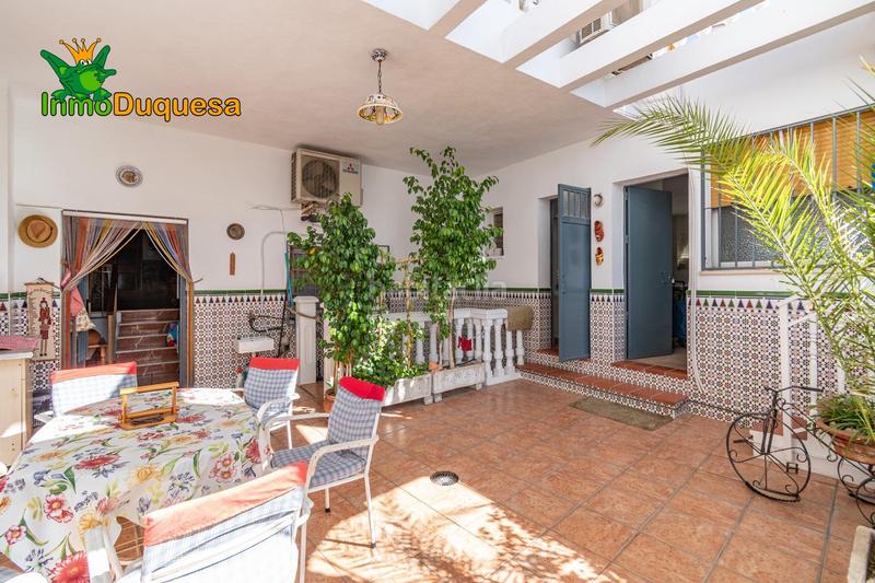 Foto 5932245f-b0fc-4ebd-b3ca-ddce14260273. Casa a schiera con parcheggio piscina in Atarfe