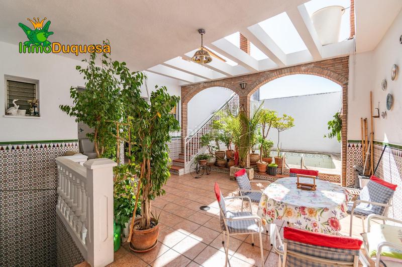 Foto 623abb02-1e23-442e-b009-61d7a74546be. Casa a schiera con parcheggio piscina in Atarfe