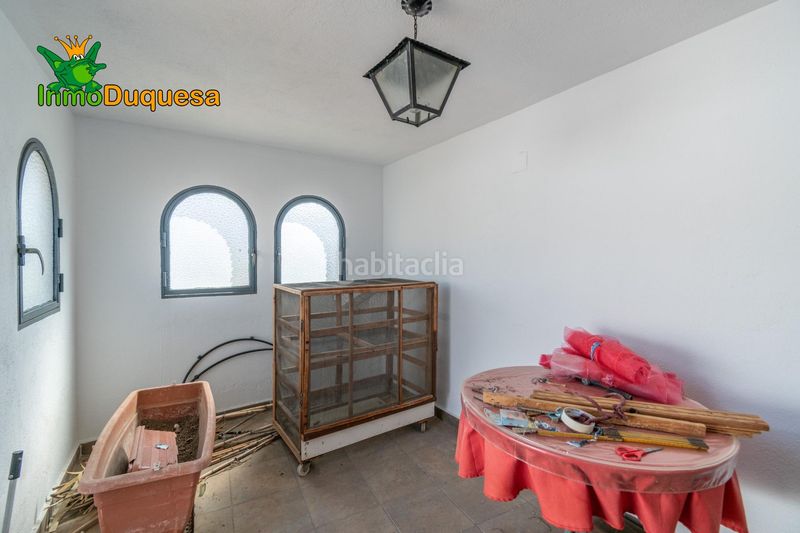 Foto dca72e01-1d10-4aa2-aabb-fda4bab410d7. Casa adossada amb aparcament piscina a Atarfe