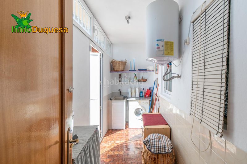 Foto ed052afc-92e4-48a3-86f7-385843af00cd. Casa adossada amb aparcament piscina a Atarfe