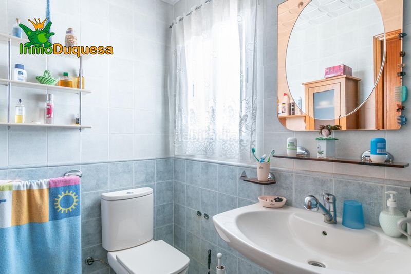 Foto f0411de1-a20a-44e4-942e-2042ba5c5585. Casa adossada amb aparcament piscina a Atarfe