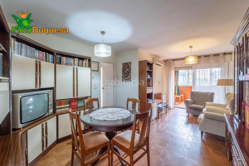 Foto ad0cab6f-5c4b-4ca5-ba50-3ee2142b5d92. Flat with heating parking in Castaño - Mirasierra Granada