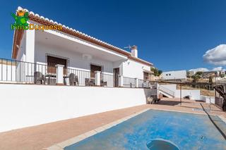Xalet a Altos de la Zubia. Chalet en una sola planta obra nueva en la zubia.