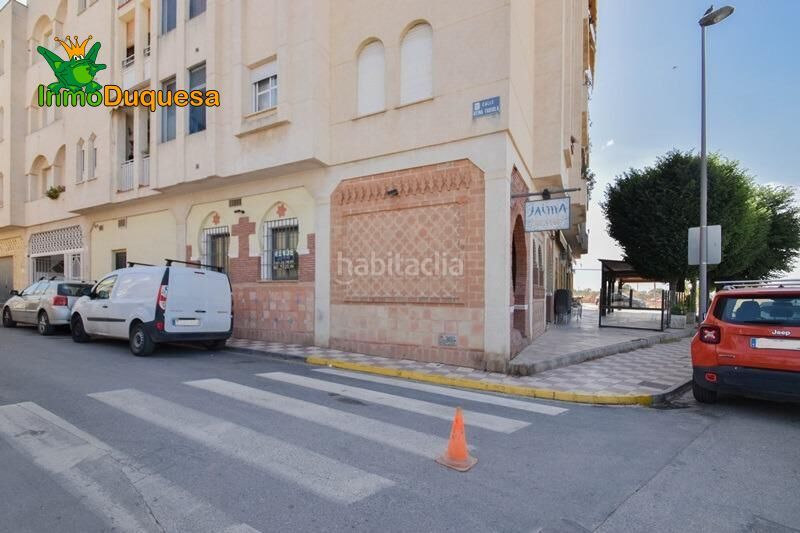 Foto a14630ee-3835-4ab1-bd6d-d7143fffe86d. Geschäftsraum in Albolote