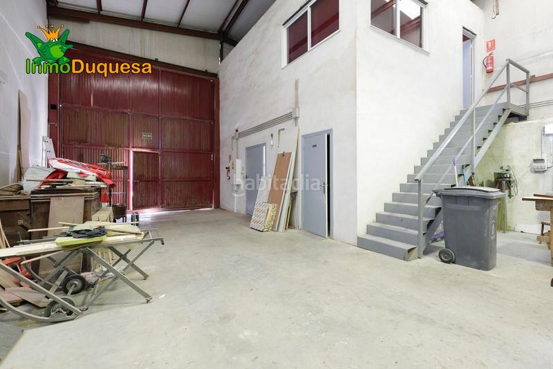 Foto 5c9f03bd-34f8-4884-bd43-1e408e77e4a7. Fabrikhalle in Cijuela