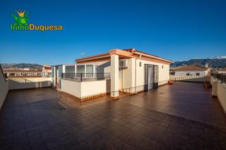 Ático en San Antón. Ático con plaza de aparcamiento en armilla terraza de 170 m