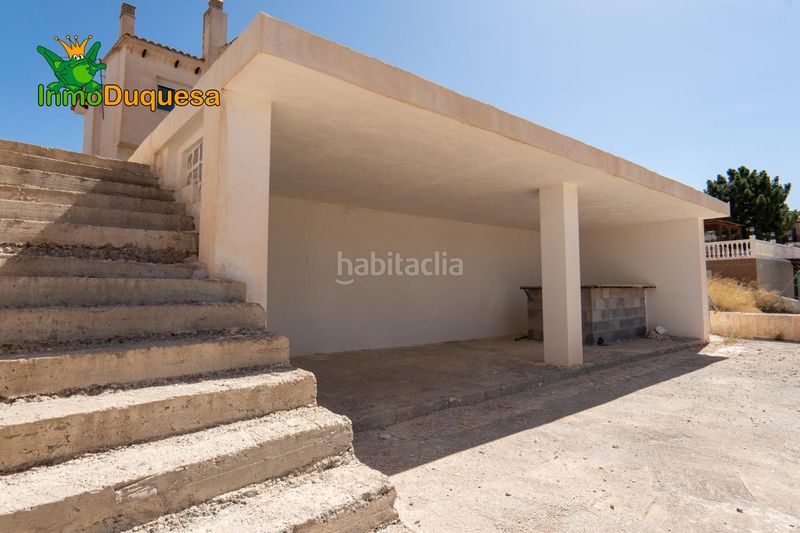 Foto 3fb1a4a1-e6cc-4acc-8691-622b7339d3fa. Xalet amb calefacció aparcament piscina a Dílar