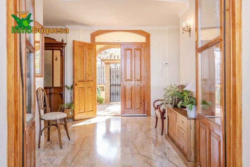 Foto 700adedf-8c37-4c56-92eb-fdbfd1903a23. Xalet amb calefacció aparcament piscina a Barrio de la Vega Monachil