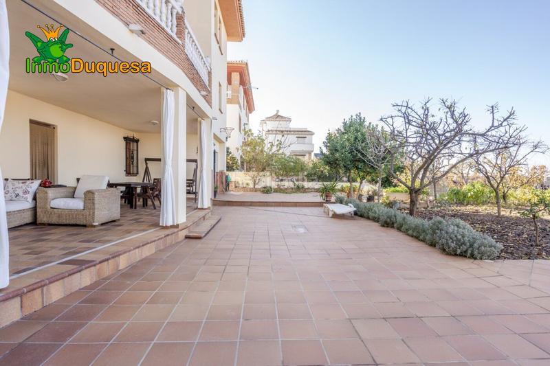 Foto eef6a990-12ba-490e-9b21-76cc76b71210. Xalet amb calefacció aparcament piscina a Barrio de la Vega Monachil