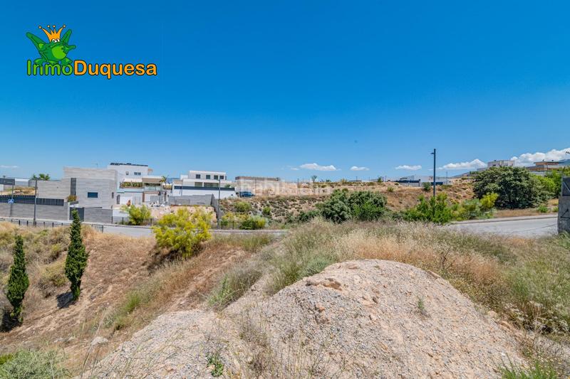 Foto 8e35f847-0692-4cc5-8be8-0cdce2c7efa0. Terreno residencial solar urbano en la zubia. con vistas despejadas en Zubia (La)