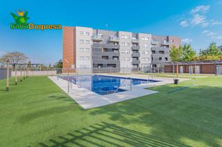 Piso en Carretera de Granada-La Alcazaba. Piso en alhendín. dorm.  2 baños  parking  piscina