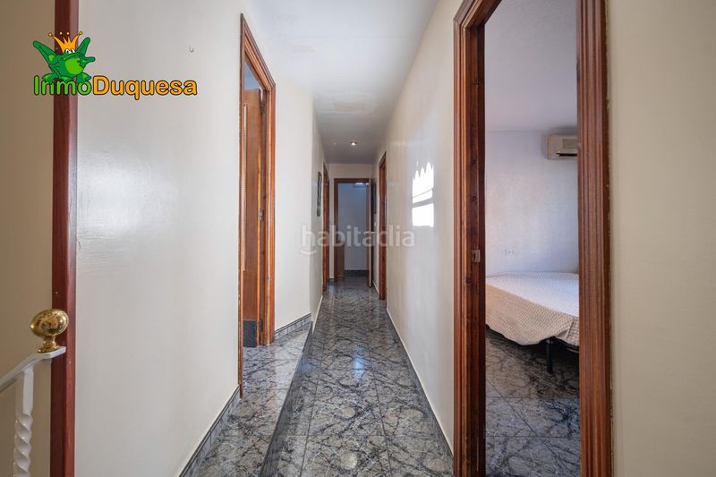 Foto d5d1e2e4-a93e-42fb-8462-b911cf3b1ee3. Casa adossada a Atarfe