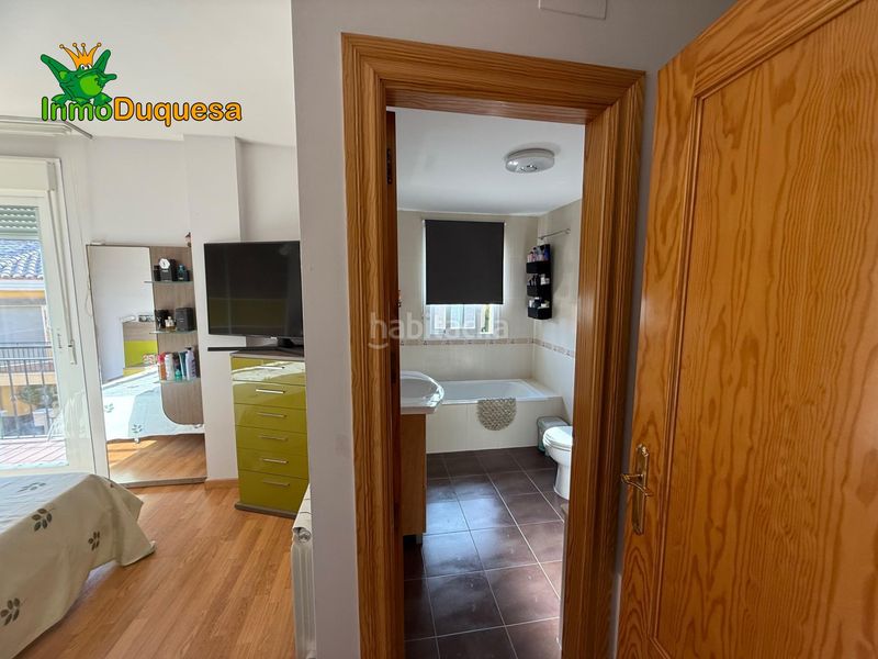 Foto 4056c959-de8b-40ac-bd8d-8065f855ad06. Casa adossada amb calefacció aparcament a Gójar