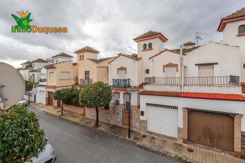 Foto 49b24026-f392-4a03-84cb-675c515b0a55. Casa adossada amb aparcament a Santa Fe