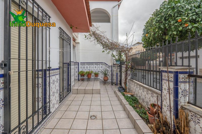 Foto ccf5fdca-c33b-4898-9315-74860a790aa0. Casa adossada amb aparcament a Santa Fe