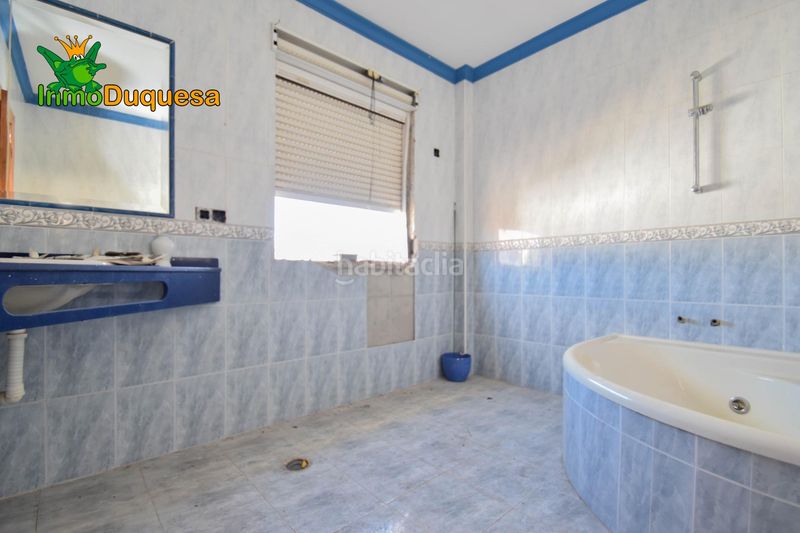 Foto df072e8a-d983-4062-bc7a-46a8a951f116. Xalet amb aparcament piscina a Cijuela