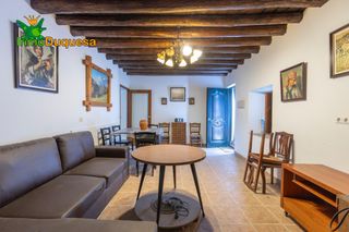 Casa pareada en Pinos Puente. Casa reformada para entrar a vivir.