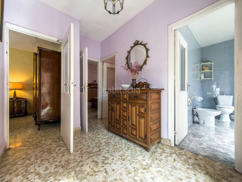 Foto c1b7781a-6411-4b7a-8be4-a3de1a42ceab. Casa aparellada a calle andres segovia 33 a Barrio de Zaidín Granada