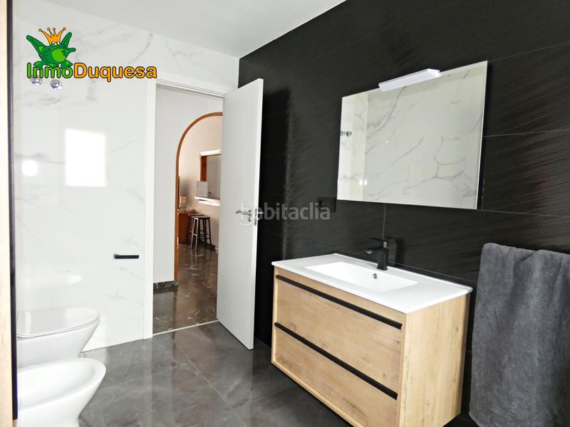 Foto 74d9e39c-4412-4da0-b496-534798f23bca. Pis a Castell de Ferro