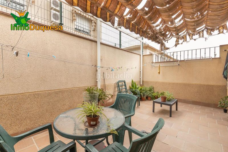 Foto 015207e0-8c21-4d1e-8993-dbff7c0861a9. Casa aparellada amb aparcament a Atarfe