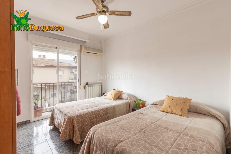 Foto 4bce029d-775f-43d6-970c-084d8aba9155. Casa aparellada amb aparcament a Atarfe