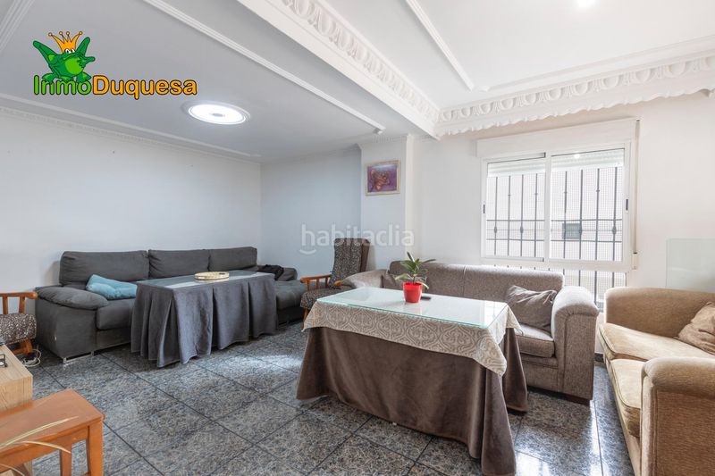 Foto 9d693090-da27-4fed-921d-9715483d821d. Casa aparellada amb aparcament a Atarfe