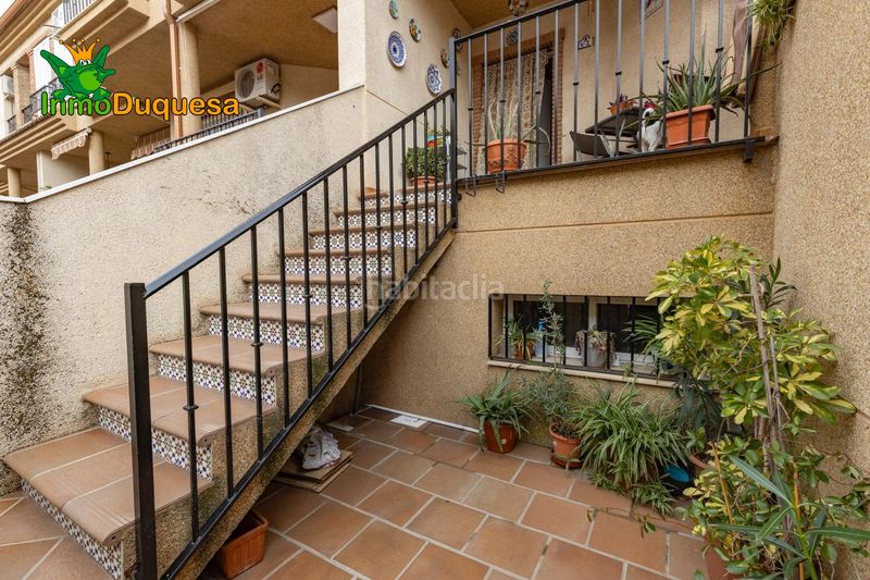 Foto adab68b9-0f91-4bb7-bdc6-a9490509e6f8. Casa aparellada amb aparcament a Atarfe