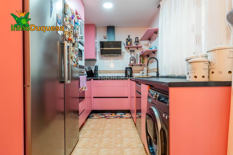 Foto 53c5681b-2395-4ab3-8cdb-796cc2066170. Casa adossada amb aparcament a Gójar