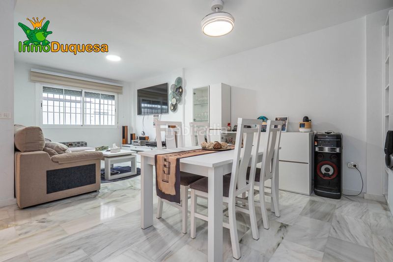 Foto a665f2da-5548-47f4-8994-bedd6aa7c4fc. Casa adossada amb aparcament a Gójar