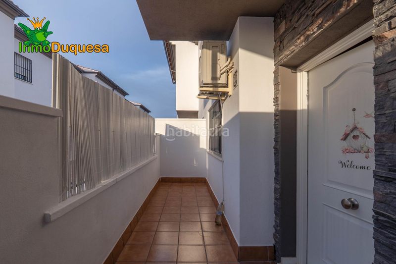 Foto b7f8ea84-9d12-474d-8bae-16e4d09deba0. Casa adossada amb aparcament a Gójar