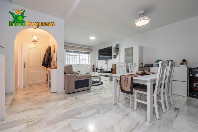 Foto d0c561cd-0739-4a96-bafc-4887279e441e. Casa adossada amb aparcament a Gójar