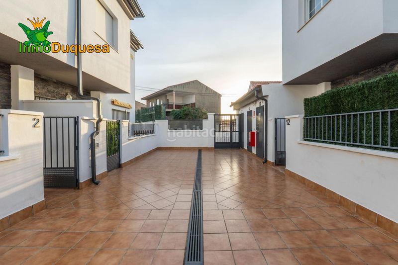 Foto ddf86680-da24-4ac3-8b3d-aa8717cd1dec. Casa adossada amb aparcament a Gójar