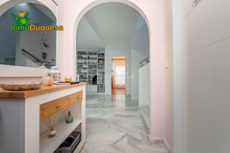 Foto f85d7faa-5ca6-4ef7-9772-d3a03f895af1. Casa adossada amb aparcament a Gójar