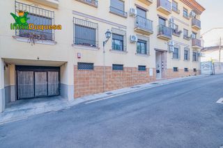 Etagenwohnung in La Zubia Ciudad. Piso en el centro de la zubia.