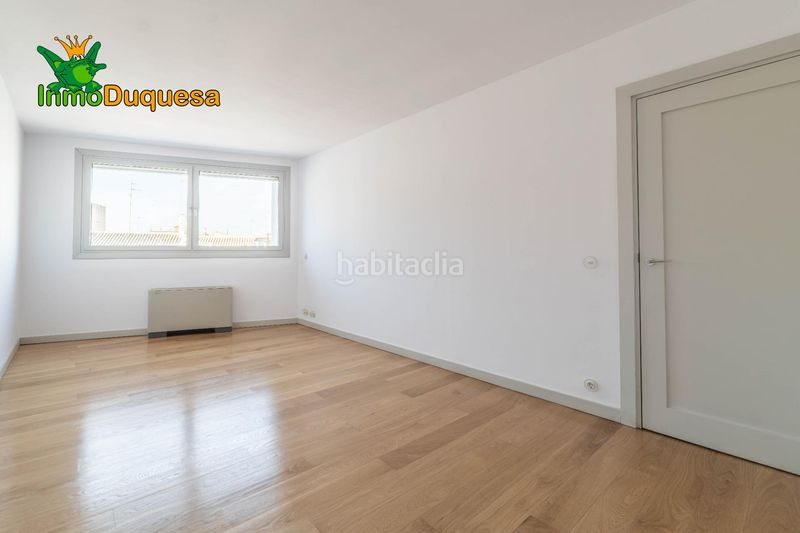 Foto d8b27ac5-7a5f-4140-a0e4-4ed7434e0a99. Pis amb calefacció a San Matías - Realejo Granada