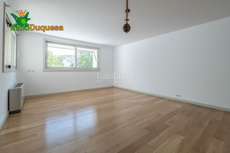 Foto f088a00d-7771-4842-bd1d-eed7ff7c5772. Pis amb calefacció a San Matías - Realejo Granada